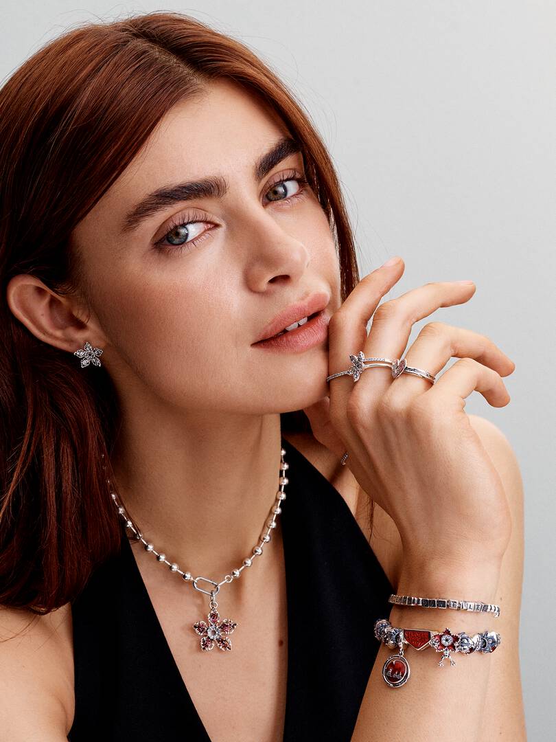 Clasp Snake Chain Bracelet